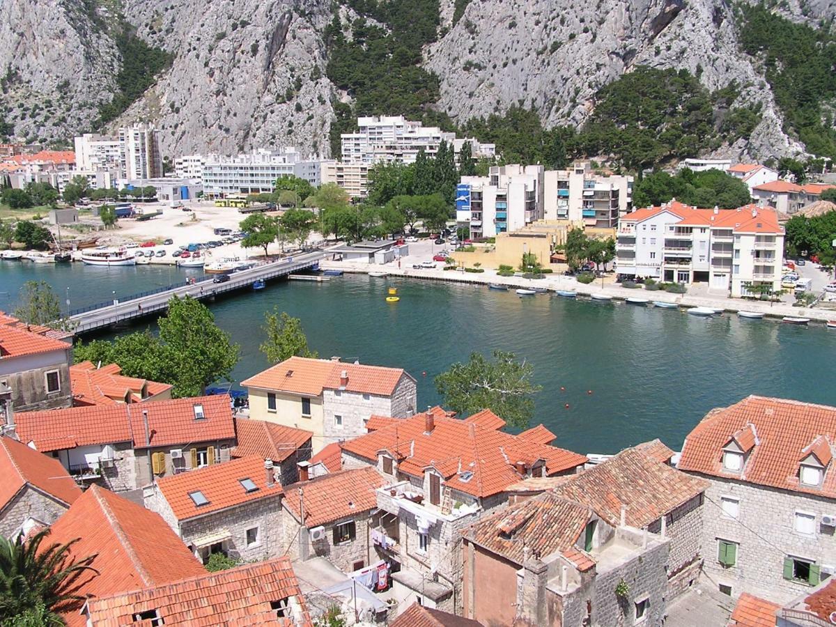 Appartement Natali à Omiš Extérieur photo