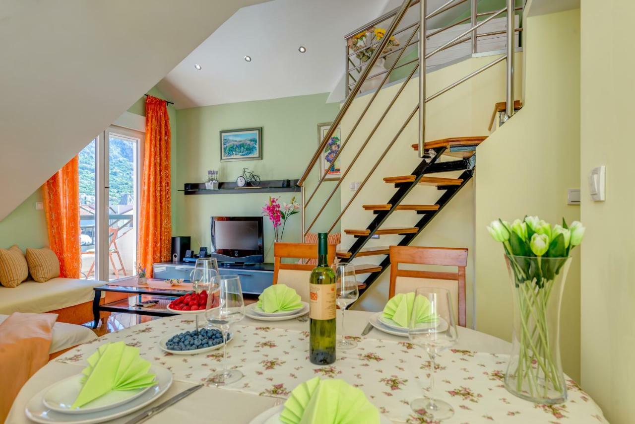 Appartement Natali à Omiš Extérieur photo